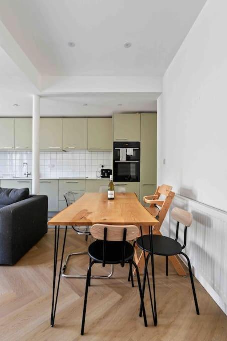 Modern 3 Bed Apartment In Tottenham London Eksteriør billede